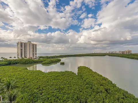 60 Seagate Dr #804, Naples, FL 34103 photo 1