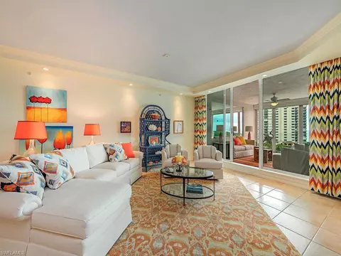 60 Seagate Dr #804, Naples, FL 34103 photo 4