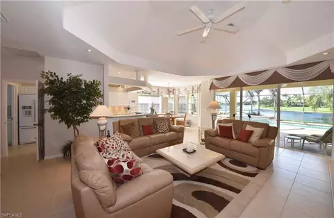 10635 Longshore Way E, Naples, FL 34119 photo 4