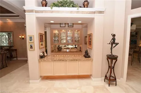 402 Edgemere Way E, Naples, FL 34105 photo 6