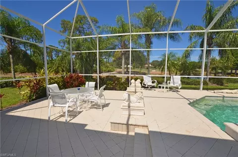 402 Edgemere Way E, Naples, FL 34105 photo 23