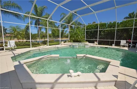 402 Edgemere Way E, Naples, FL 34105 photo 22