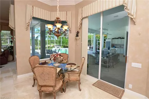 402 Edgemere Way E, Naples, FL 34105 photo 9