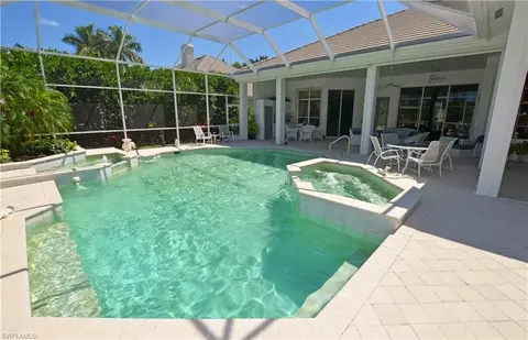 402 Edgemere Way E, Naples, FL 34105 photo 24