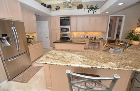402 Edgemere Way E, Naples, FL 34105 photo 15