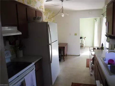 4822 Devon Cir, Naples, FL 34112 photo 8