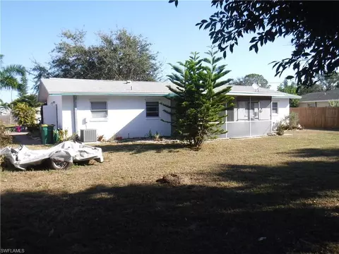 4822 Devon Cir, Naples, FL 34112 photo 24