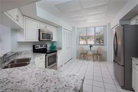 6537 Marissa Loop #2, Naples, FL 34108 photo 3