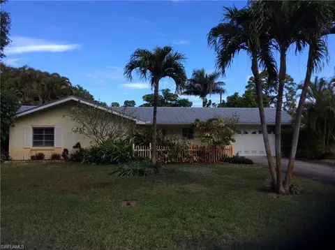 1329 28th Ave N, Naples, FL 34103 photo 3