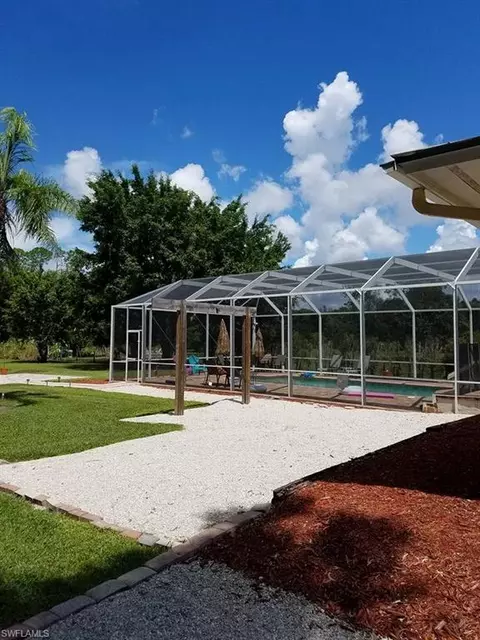 5307 Myrtle Ln, Naples, FL 34113 photo 4