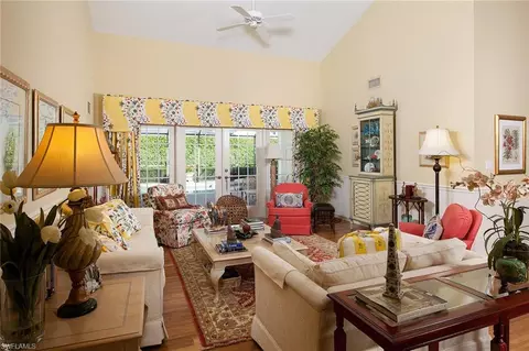 701 Pineside Ln, Naples, FL 34108 photo 3