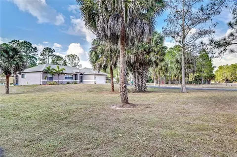 511 14th St SE, Naples, FL 34117 photo 2