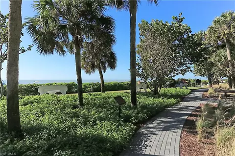585 Whispering Pine Ln, Naples, FL 34103 photo 24