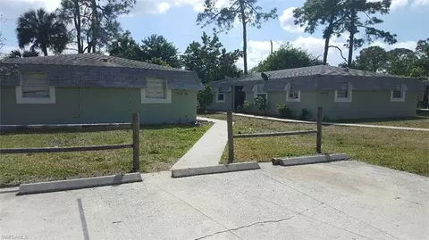 5248 Warren St, Naples, FL 34113 photo 2