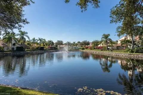 883 Turtle Ct, Naples, FL 34108 photo 1