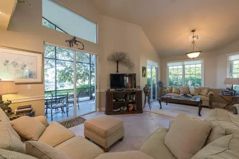 883 Turtle Ct, Naples, FL 34108 photo 3