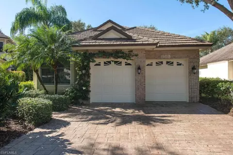 883 Turtle Ct, Naples, FL 34108 photo 2