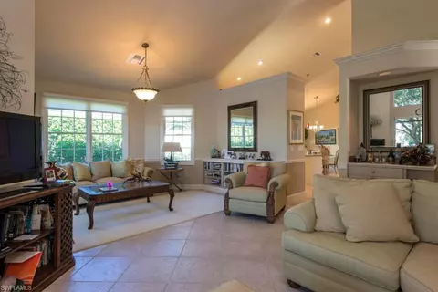 883 Turtle Ct, Naples, FL 34108 photo 4
