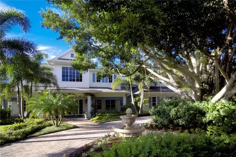 79 Ridge Dr, Naples, FL 34108 photo 2