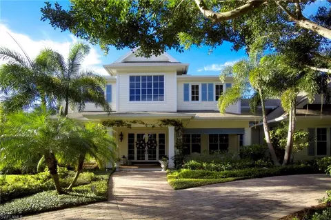 79 Ridge Dr, Naples, FL 34108 photo 1