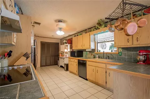 140 Evans Rd, Labelle, FL 33935 photo 7