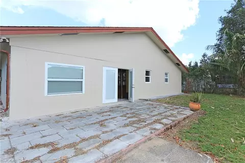 4404 Robin Ave, Naples, FL 34104 photo 11