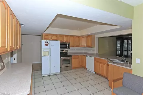 4404 Robin Ave, Naples, FL 34104 photo 3
