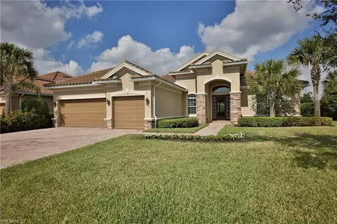 9016 Graphite Cir, Naples, FL 34120 photo 1