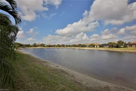 9016 Graphite Cir, Naples, FL 34120 photo 2
