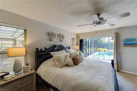 372 Juli Fe Dr, Naples, FL 34110 photo 9