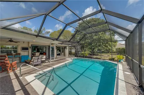 372 Juli Fe Dr, Naples, FL 34110 photo 1