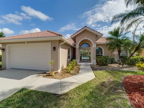 942 Marble Dr, Naples, FL 34104 photo 2