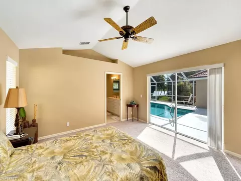 942 Marble Dr, Naples, FL 34104 photo 8