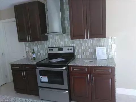 5515 Hardee St, Naples, FL 34113 photo 2