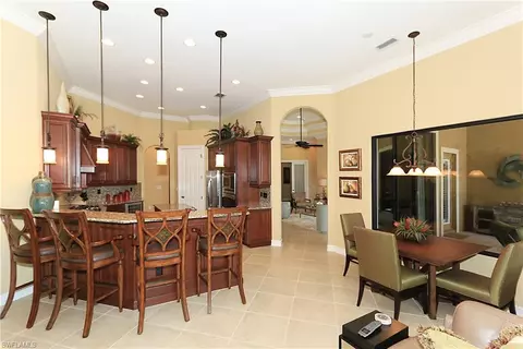 6508 Costa Cir, Naples, FL 34113 photo 9