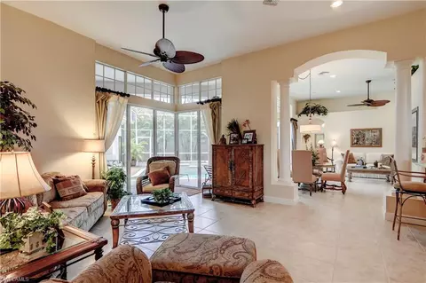 520 Eagle Creek Dr, Naples, FL 34113 photo 5
