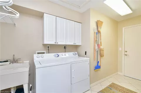 475 Heron Ave, Naples, FL 34108 photo 20