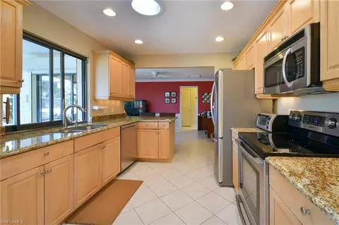 475 Heron Ave, Naples, FL 34108 photo 11