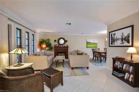 475 Heron Ave, Naples, FL 34108 photo 4