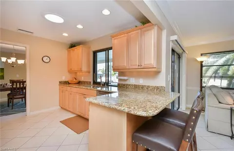 475 Heron Ave, Naples, FL 34108 photo 10