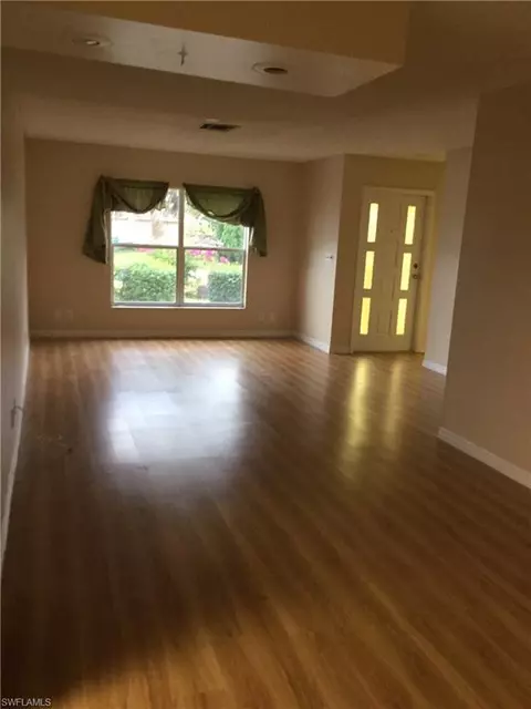 5461 Martin St, Naples, FL 34113 photo 4