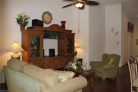1008 Eastham Ct, Naples, FL 34104 photo 5