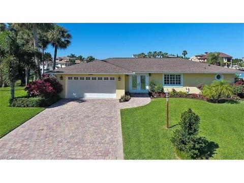 348 Seagull Ave, Naples, FL 34108 photo 3