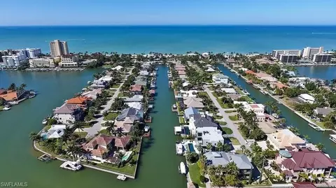 348 Seagull Ave, Naples, FL 34108 photo 5