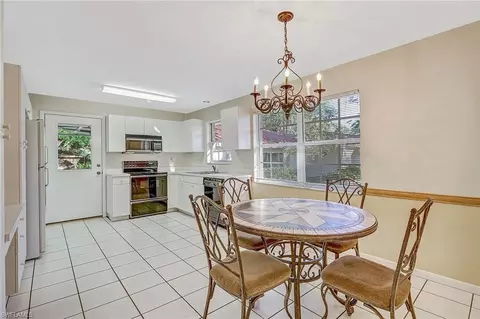 400 Cocohatchee Dr, Naples, FL 34110 photo 21