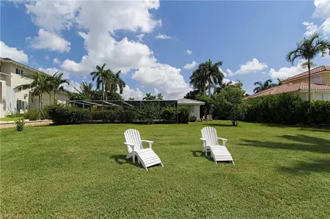 390 Springline Dr, Naples, FL 34102 photo 8