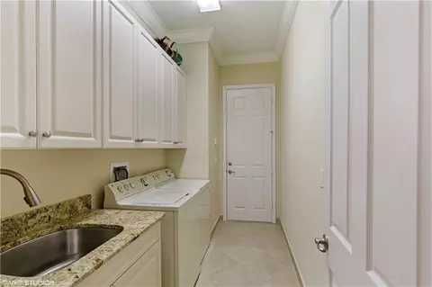 3203 Atlantic Cir, Naples, FL 34119 photo 13