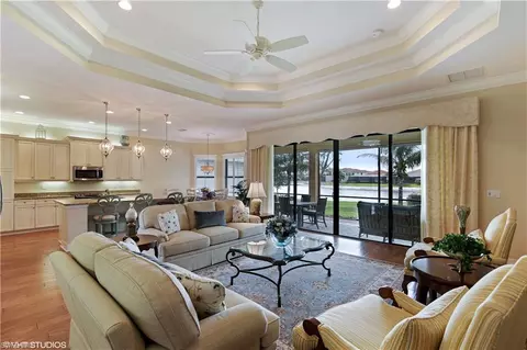 3203 Atlantic Cir, Naples, FL 34119 photo 3