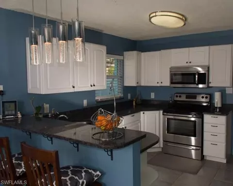 665 99th Ave N, Naples, FL 34108 photo 7