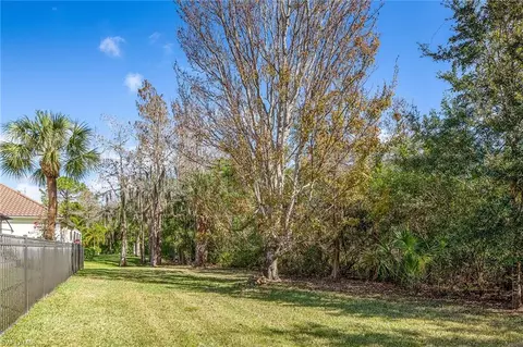7368 Stonegate Dr, Naples, FL 34109 photo 24
